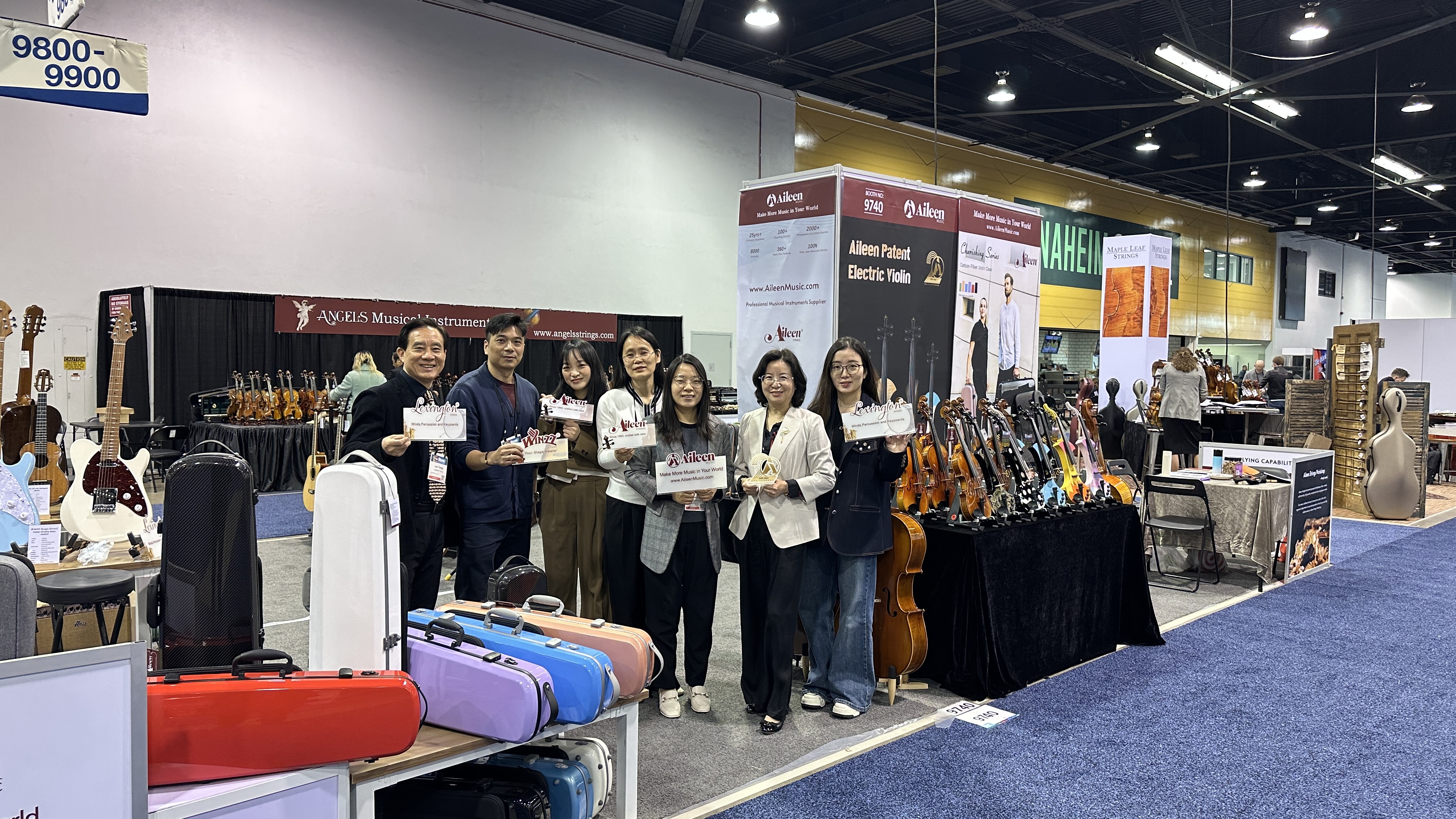 2025 NAMM Aileen Music Team 2025 NAMM Aileen Музыкальная команда