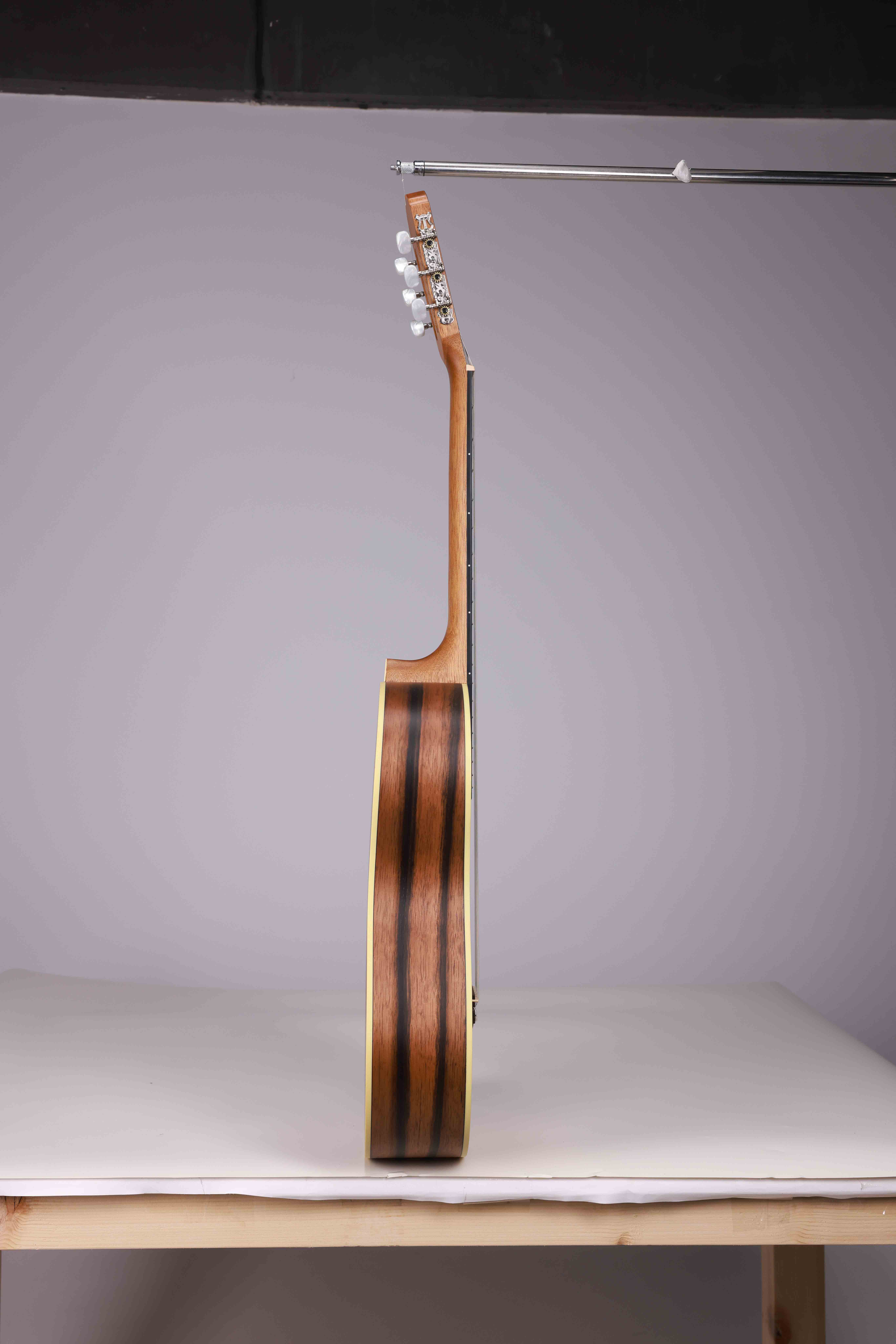 WCG1602 Классическая гитара Winzz Exotic Material 39 дюймов, сделано в Индонезии