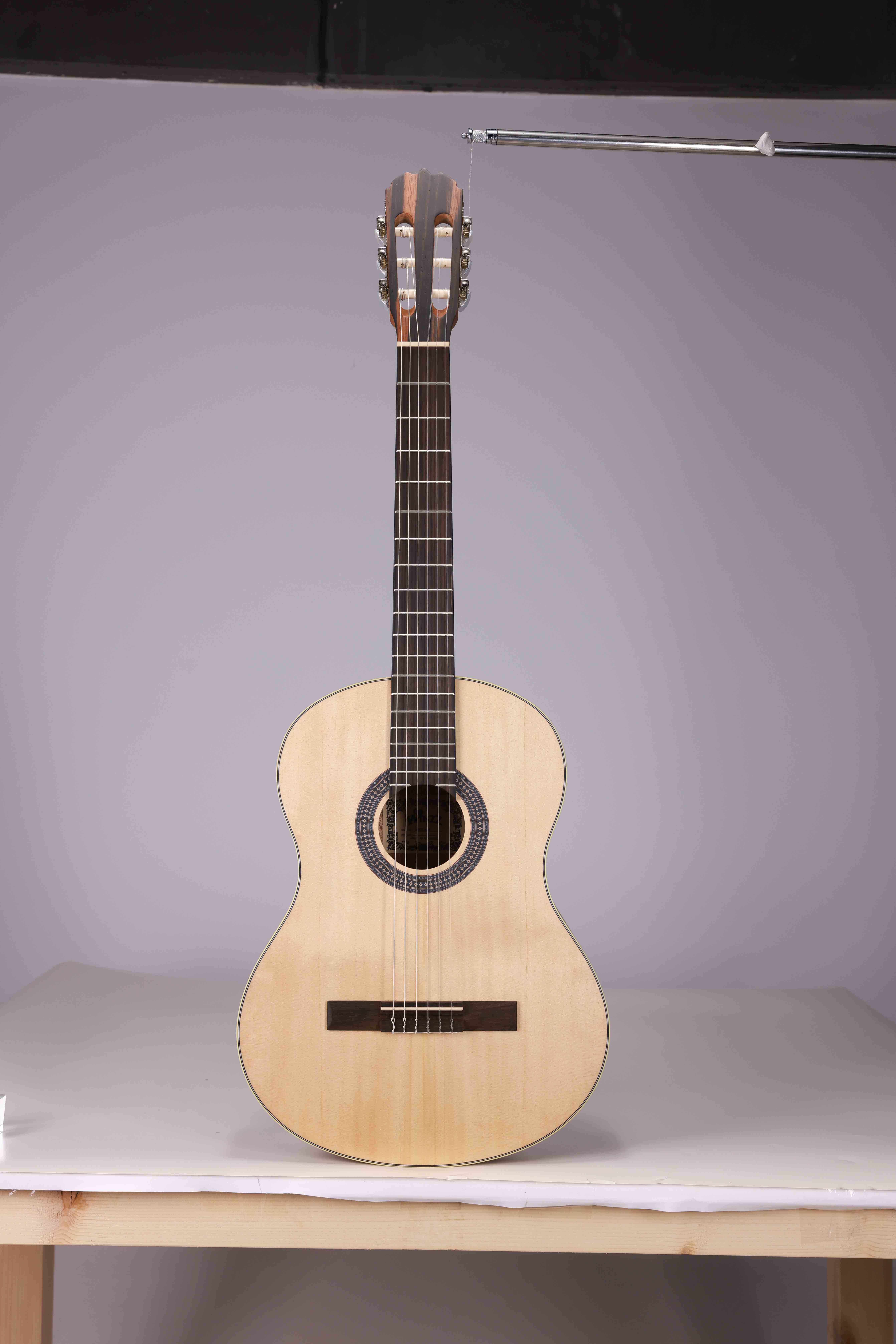 WCG1602 Классическая гитара Winzz Exotic Material 39 дюймов, сделано в Индонезии
