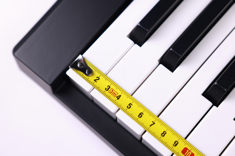 Цифровое электроклавиатура с 61 клавишей, звуком France Dream, Bluetooth MIDI и ЖК-дисплеем (EK6103)