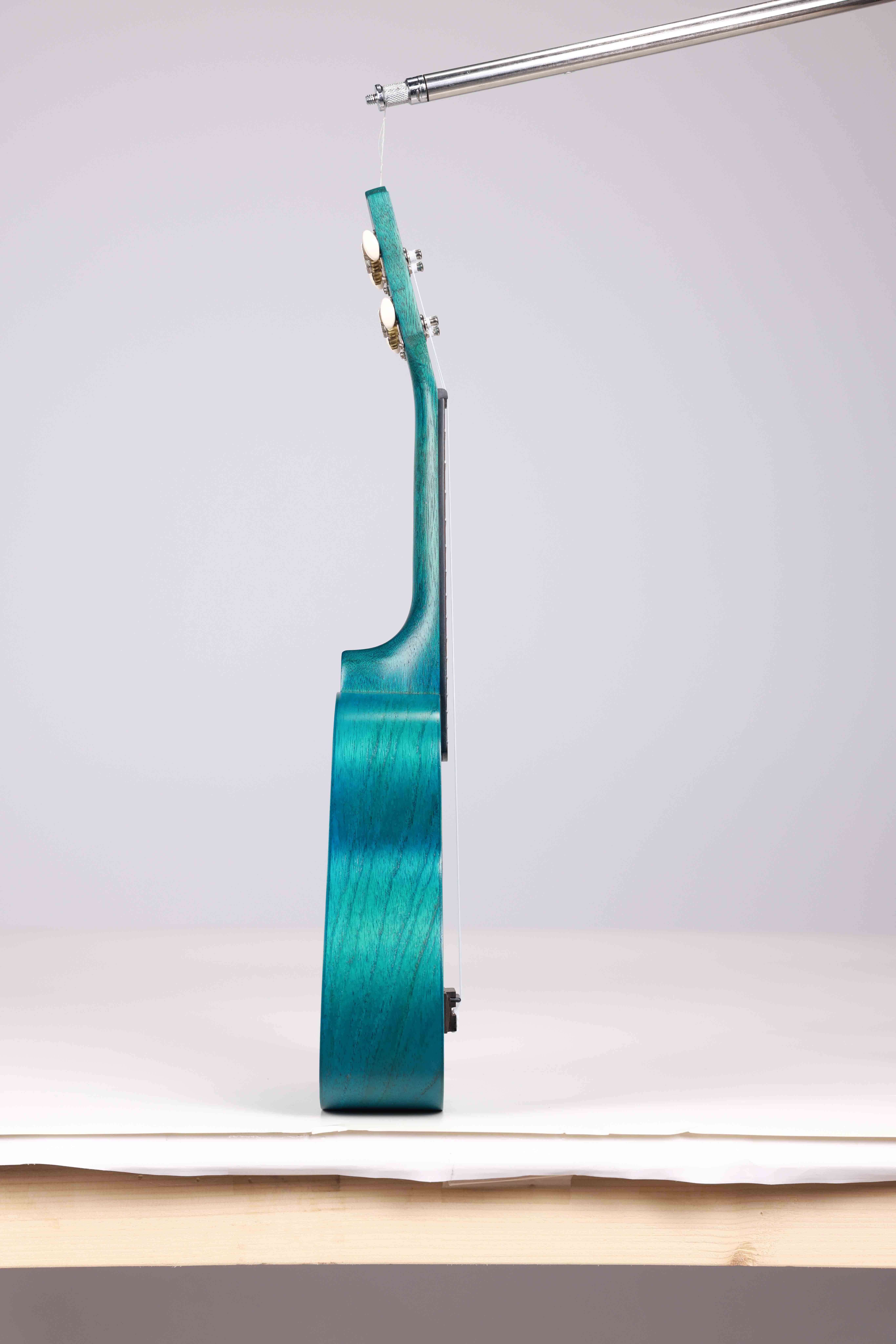 AU605-21 Winzz Colorful Soprano 21-дюймовая гавайская гитара, сделано в Индонезии