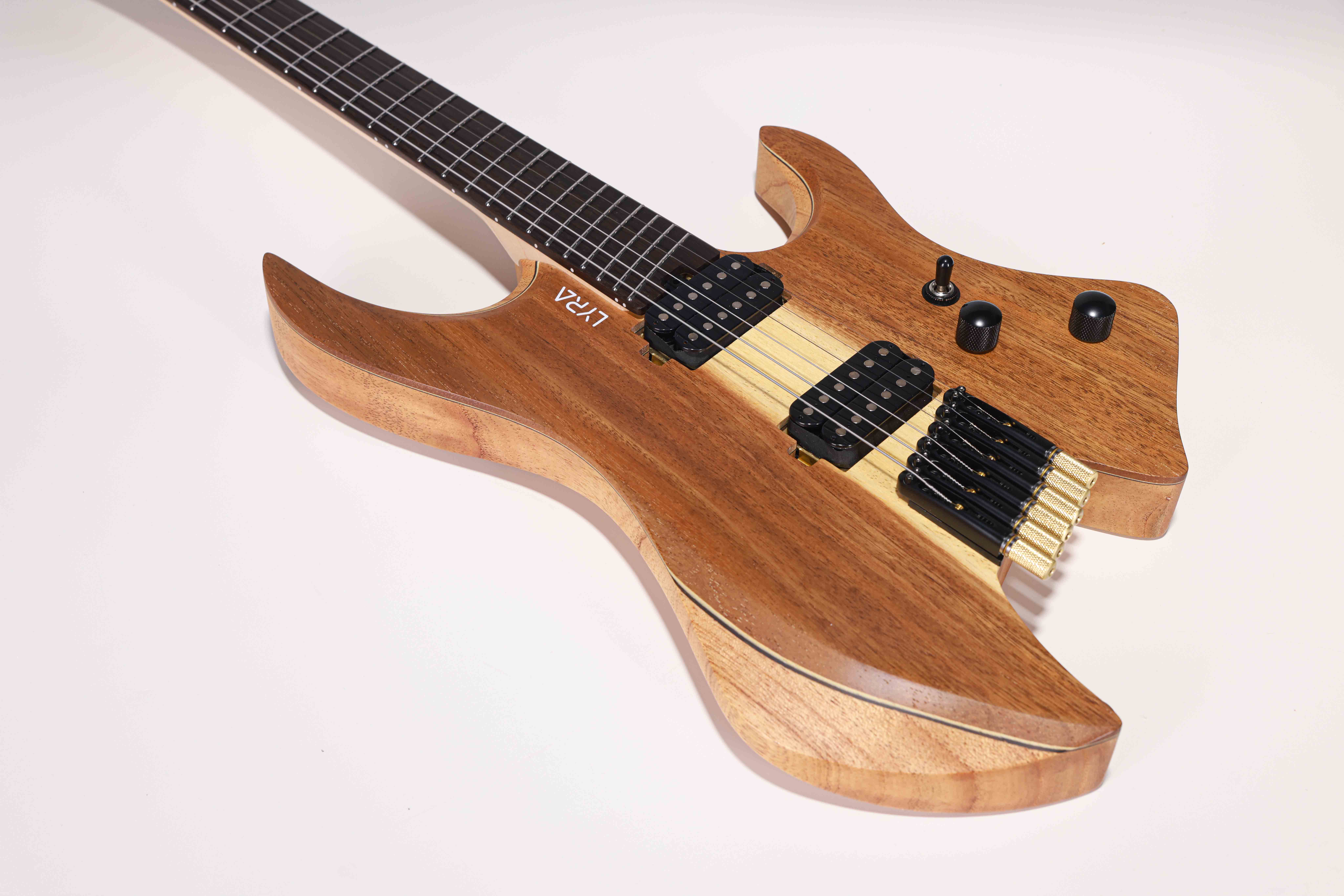 WLH EX80-MK Mindi Body Koa (толщина: 6 мм) Верхняя электрогитара без головы, сделано в Индонезии